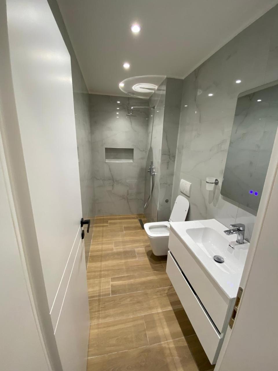 Tirana Apartment Bagian luar foto